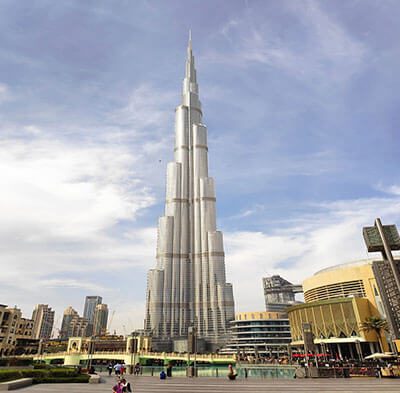 Burj Khalifa with The Cafe Treat