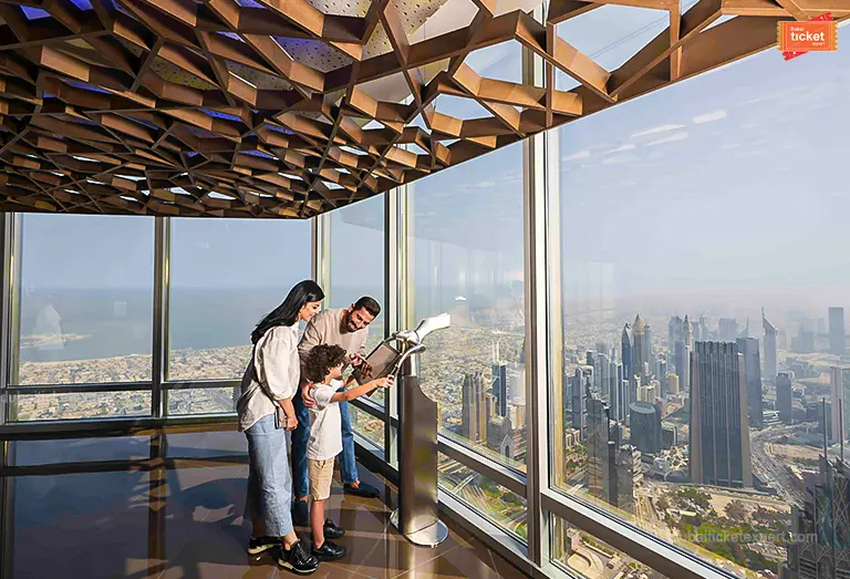 what can you see from the burj khalifa's observation decks